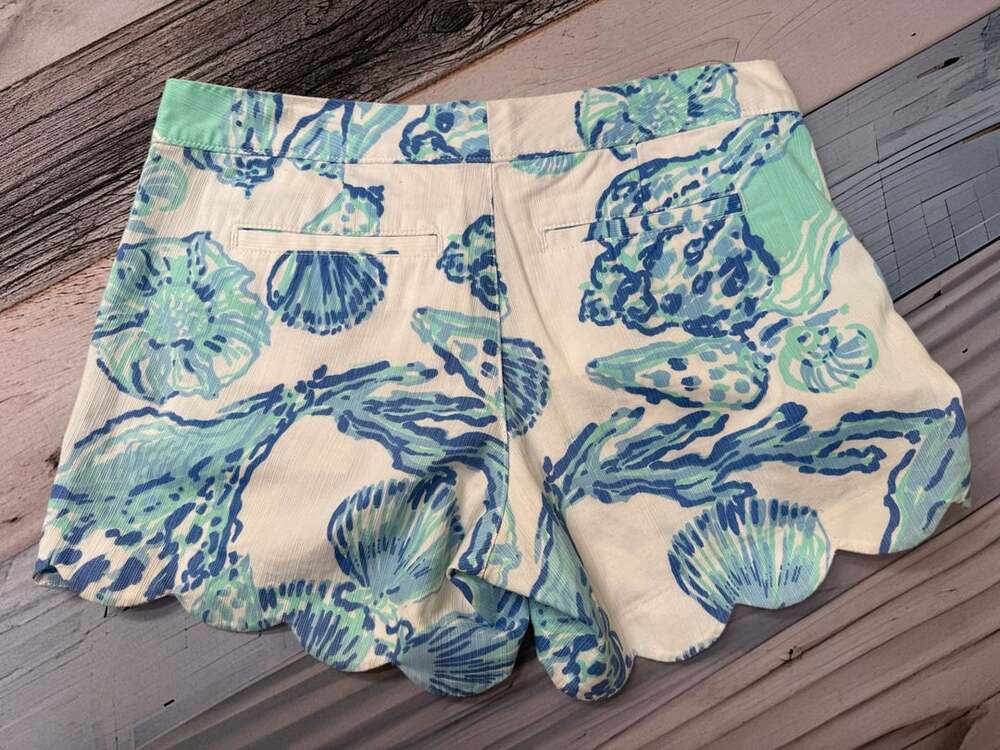Lilly Pulitzer The Buttercup Short Scalloped Shell Seaweed Print Size 2